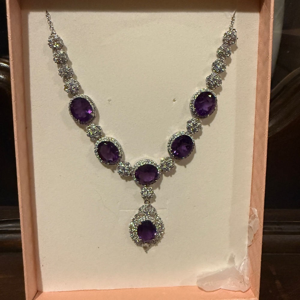Elegant Purple natural Amethyst gemstone and Silver 925 Necklace